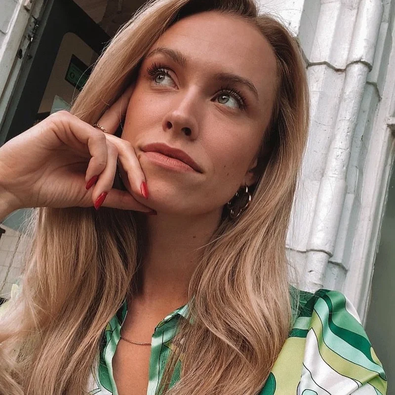 FELICIA F.