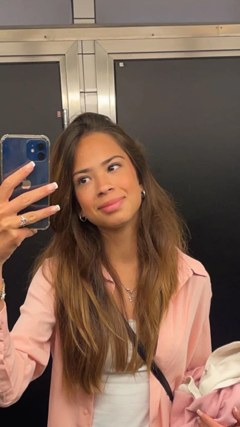Isabela a.