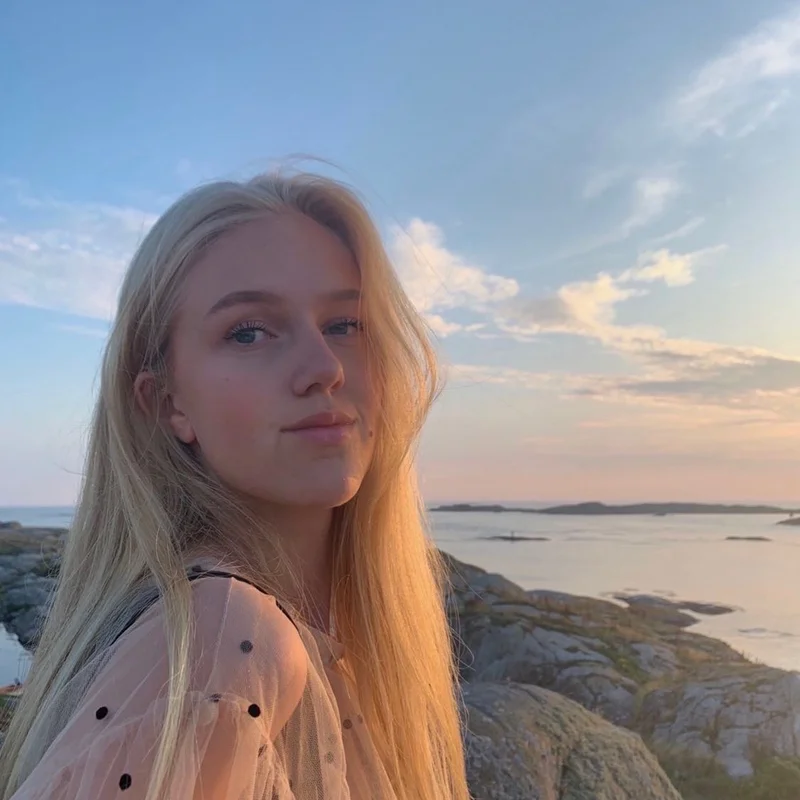 Clara S.