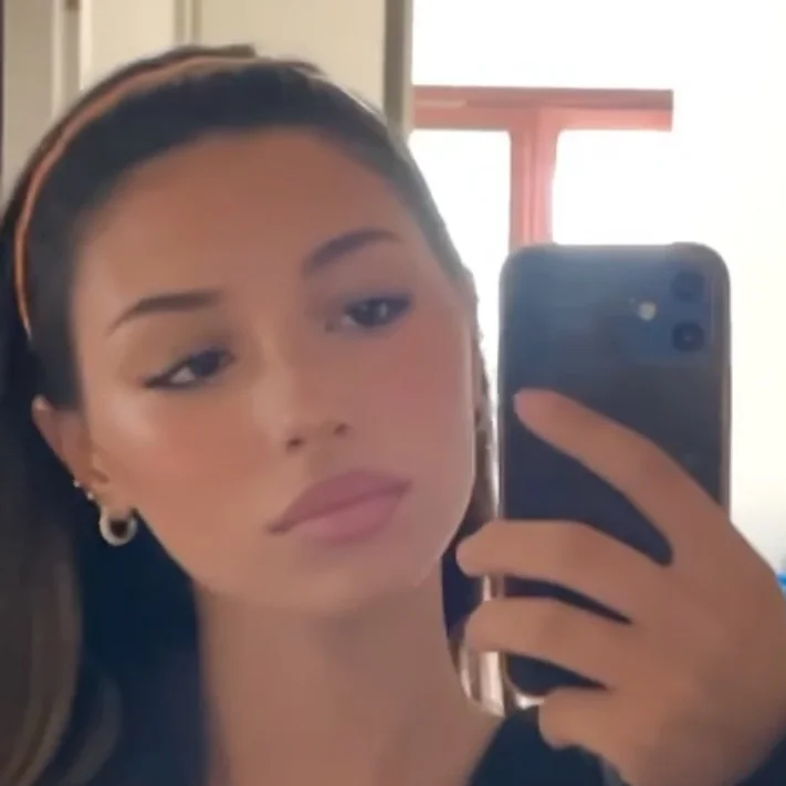 Sara B.