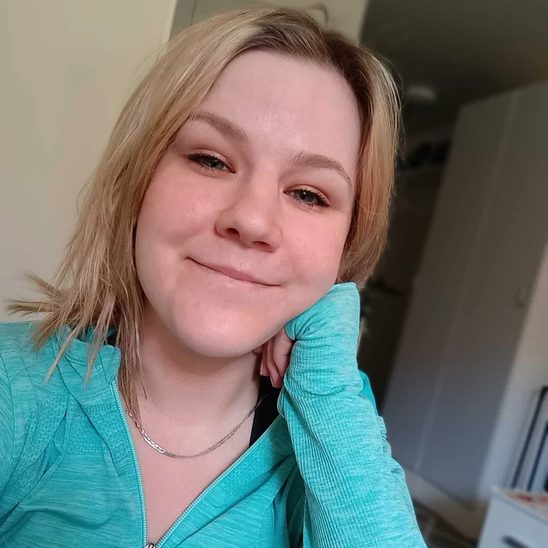 ELIN H.