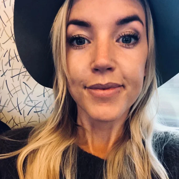 Josefin J.
