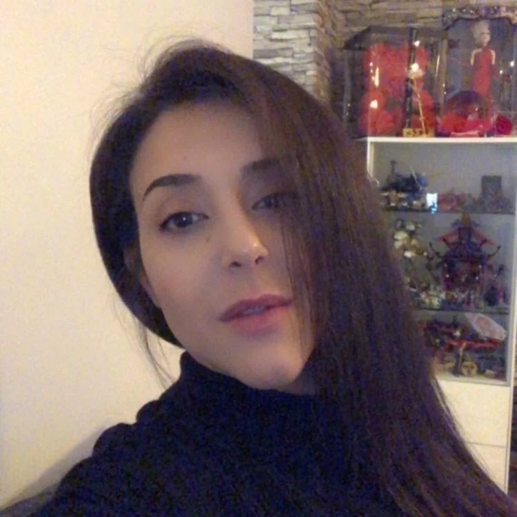 ELENI D.