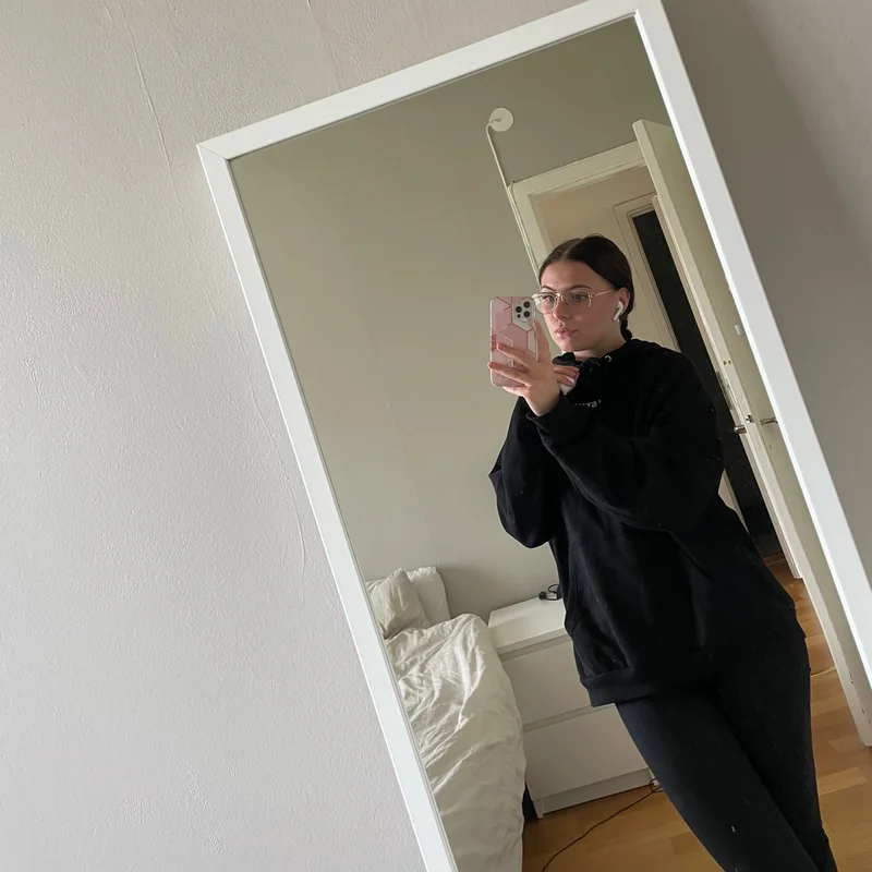 Lovisa J.