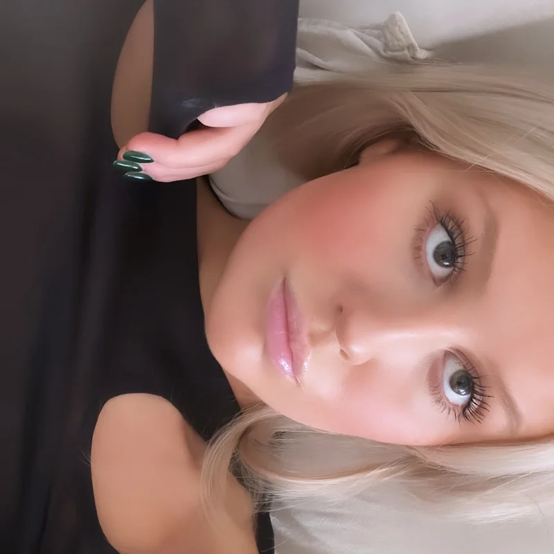 Emma L.