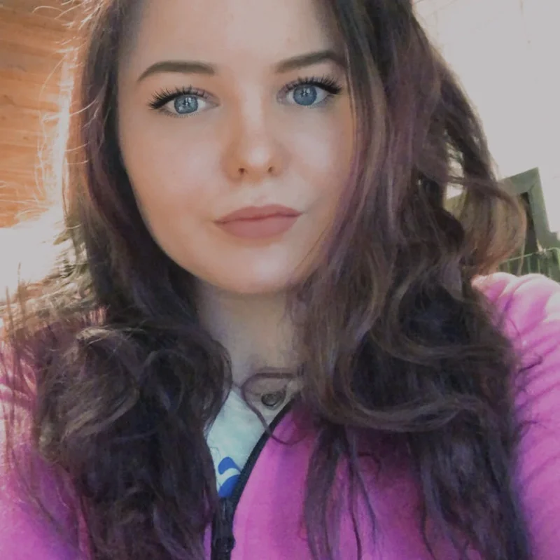 Evelina L.
