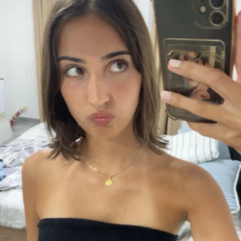 Nicole V.