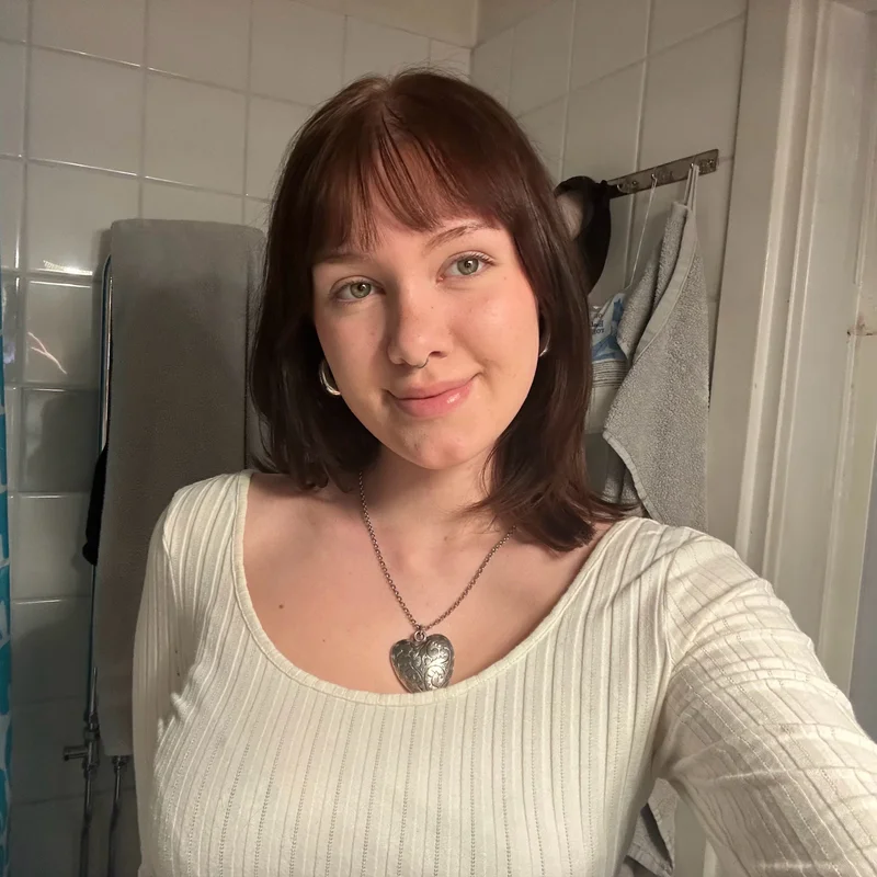 Milla J.