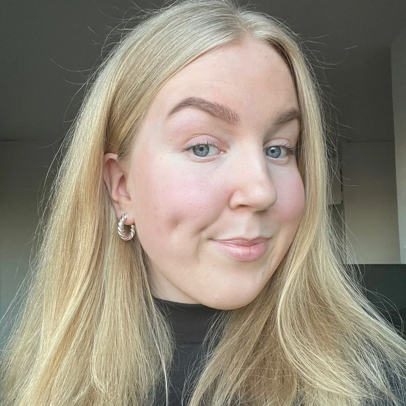 Elin C.