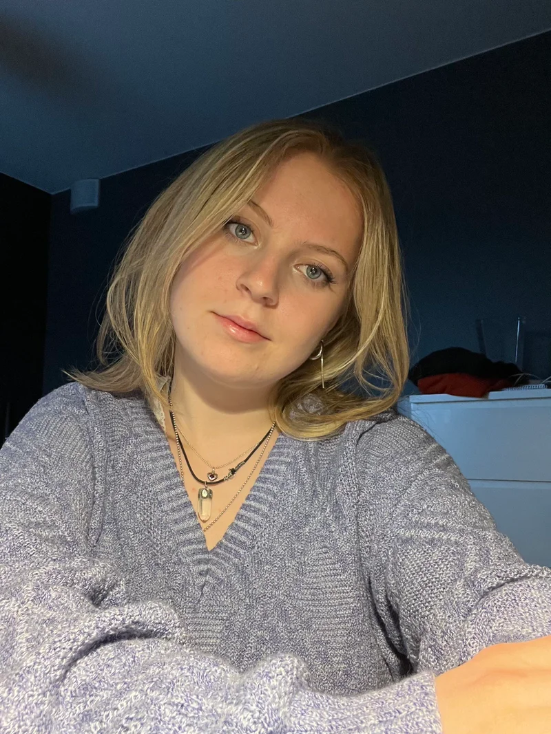 Elsa E.