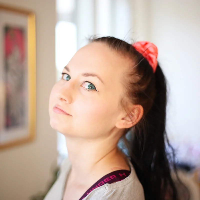 Laura F.